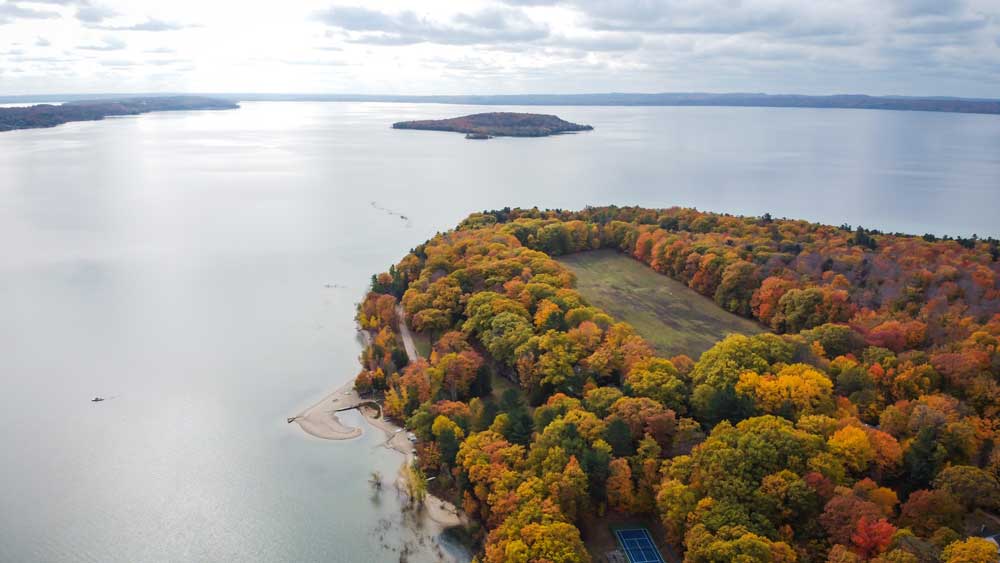best places to buy a lake house in michigan traverse city